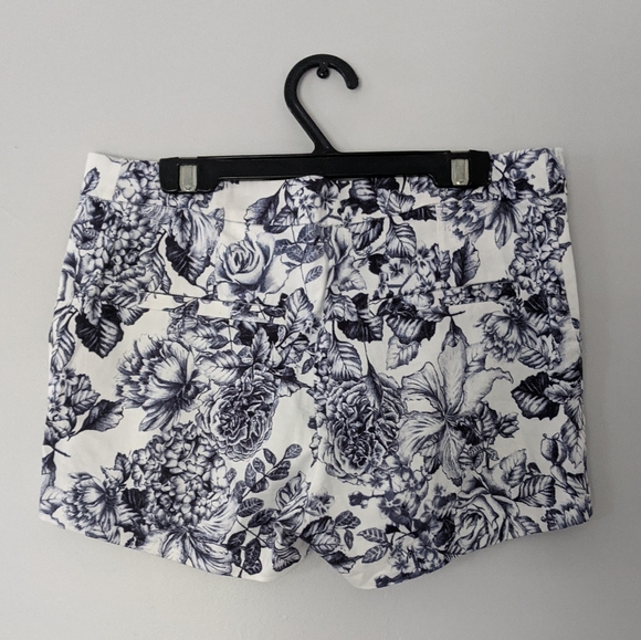 7/$25 H&M toile shorts XS - Picture 4 of 4